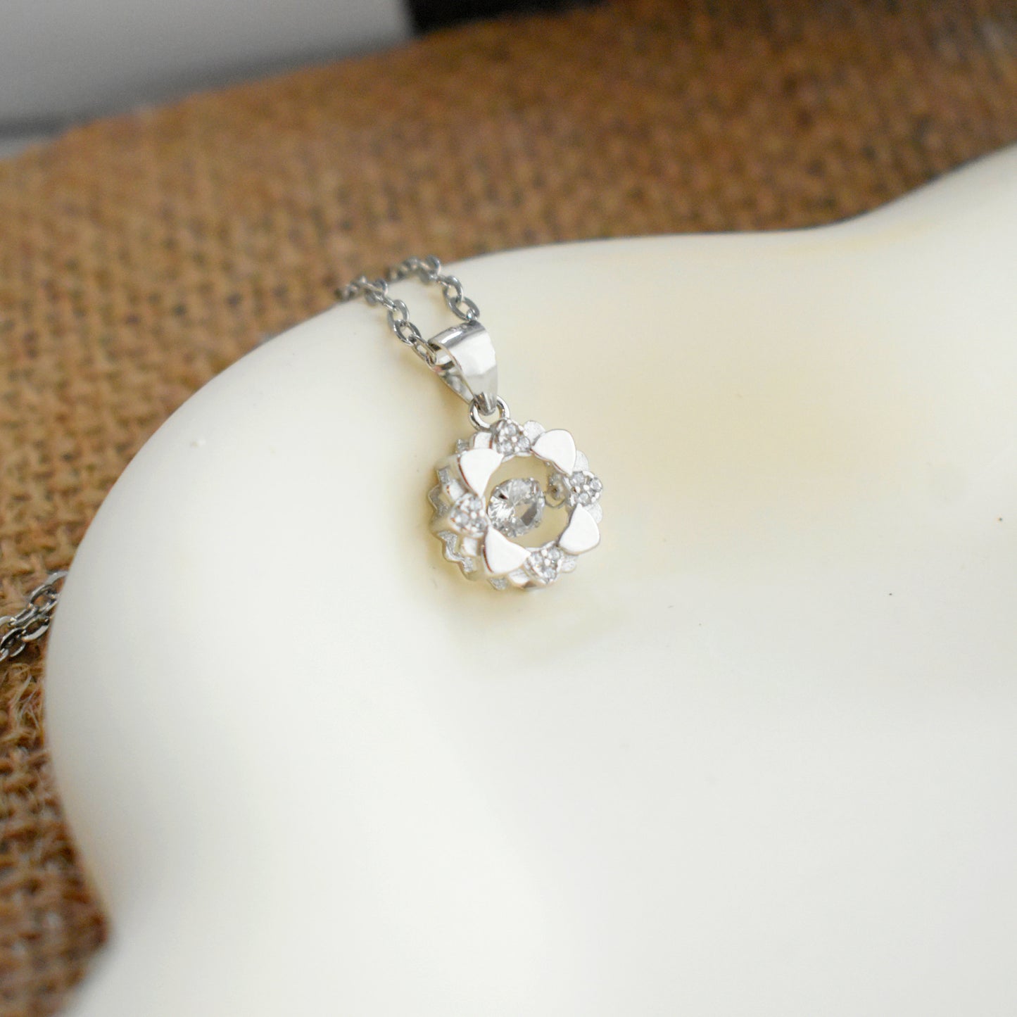 Snowflake Sliver Necklace with Zircon